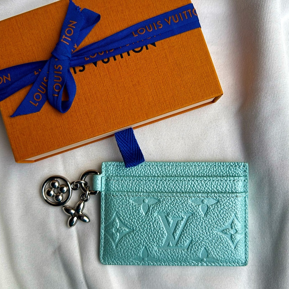 Louis Vuitton charms card holder